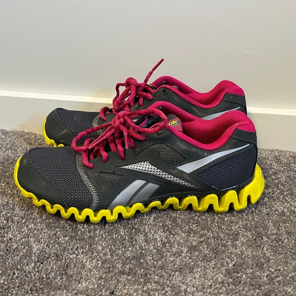 Reebok Zignano size 5 - Picture 1 of 3